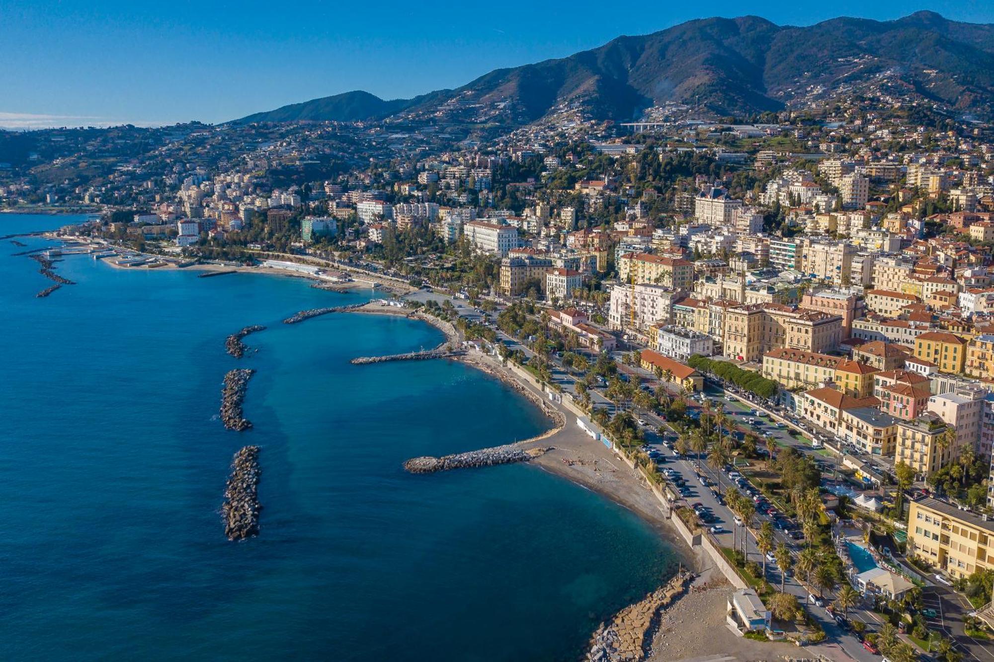 Heroes Apartment Sanremo Centro - Happy Rentals Екстер'єр фото